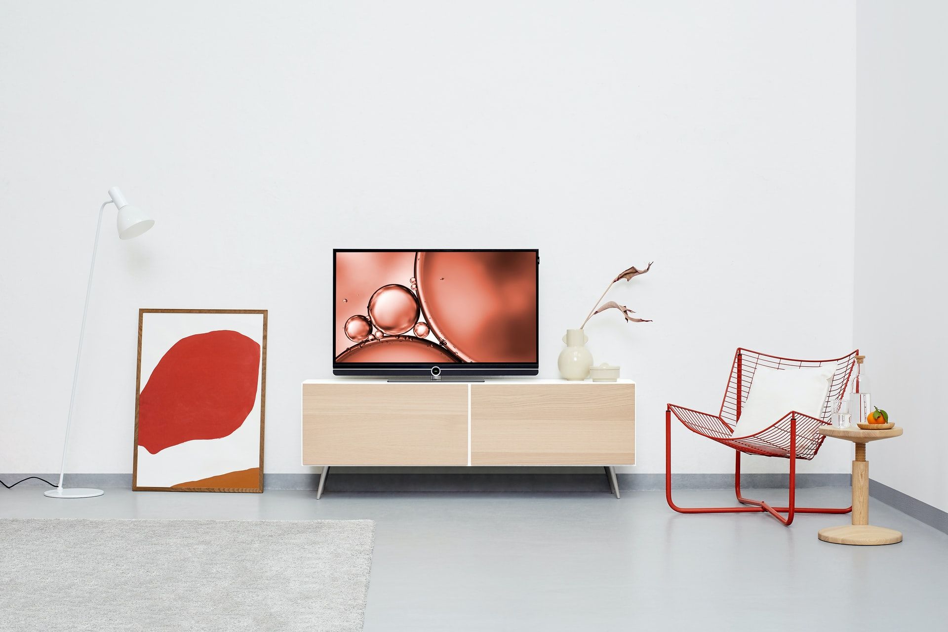 loewe-technology-ICSrvBh_r2A-unsplash