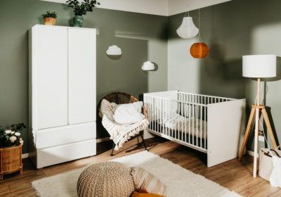 Commode 1 Porte 4 Tiroirs L'Espace Bébé Les meubles qu'on aime !