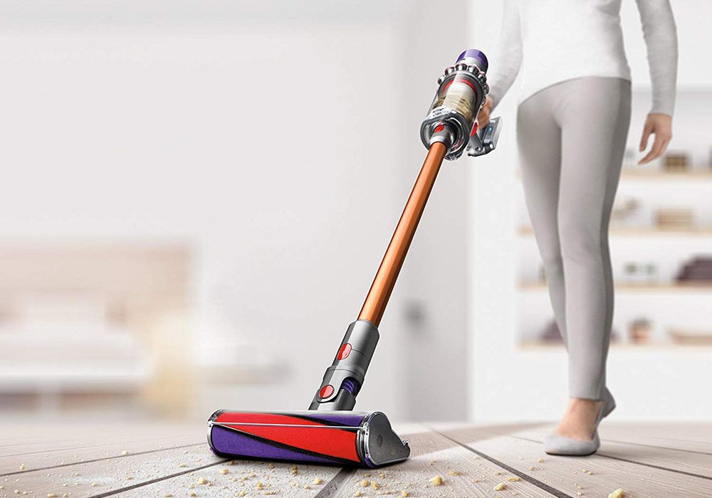 Aspirateur Balai Sans Fil Cyclone Absolute V10 Dyson Le Nettoyage Les meubles qu'on aime ! 2