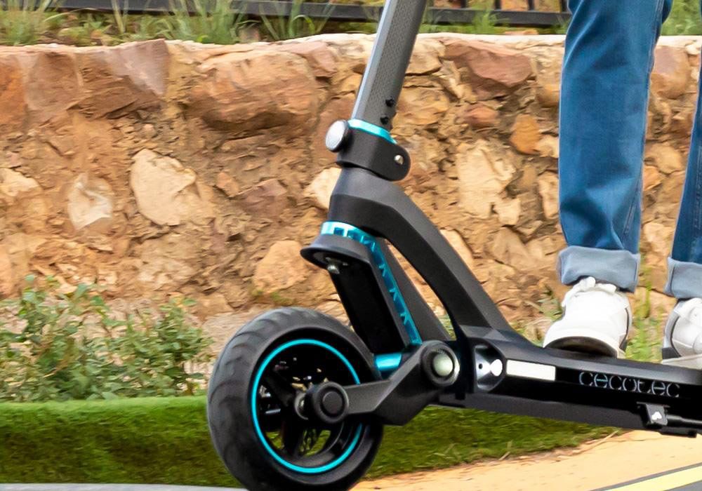 Patinete Eléctrico Cecotec Bongo Z Blue - La Casa del Outlet
