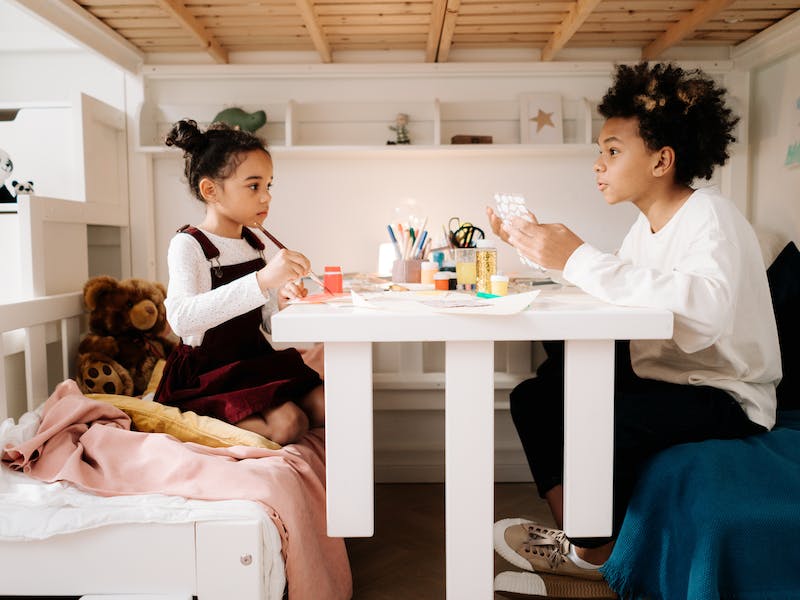 Rénover avec style : les tendances en matière de meubles d'occasion et de seconde main