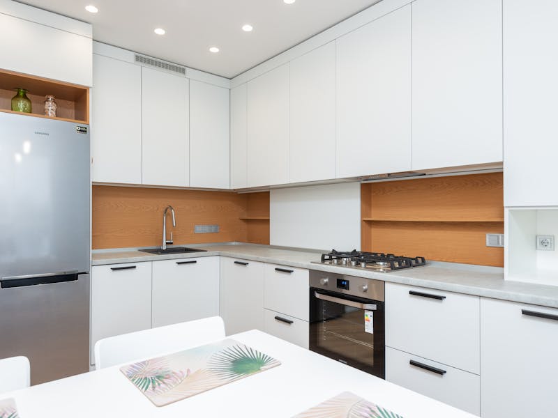 pexels-max-vakhtbovycn-6956114