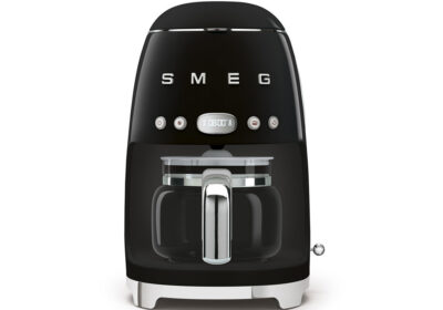 Cafetière Filtre Smeg (DCF02) Boissons (Café, Thé, Jus) Votre Magasin de Meuble et Électroménager à La Réunion ! 3 commander cafetière st pierre 974 réunion