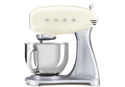 Blender Bol Tritan Smeg (BLF01) Boissons (Café, Thé, Jus) Votre Magasin de Meuble et Électroménager à La Réunion ! 5 commander robot pâtissier st pierre réunion 974