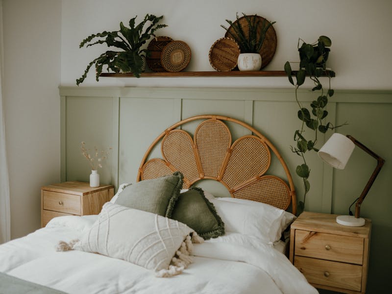 pexels-taryn-elliott-9566052