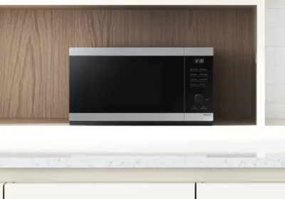 Barre de Son Q-Series 3.1.2ch Dolby Atmos Samsung (HWQ710D/XE) Barres de Son, Enceintes & Radios Votre Magasin de Meuble et Électroménager à La Réunion ! 5 Micro Ondes 32 Litres Inox Céramique Samsung (MS32DG4504AT)