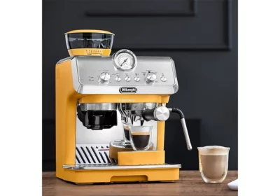 Expresso La Specialista Arte Yellow + Kit Barista Delonghi (EC9155.YE)