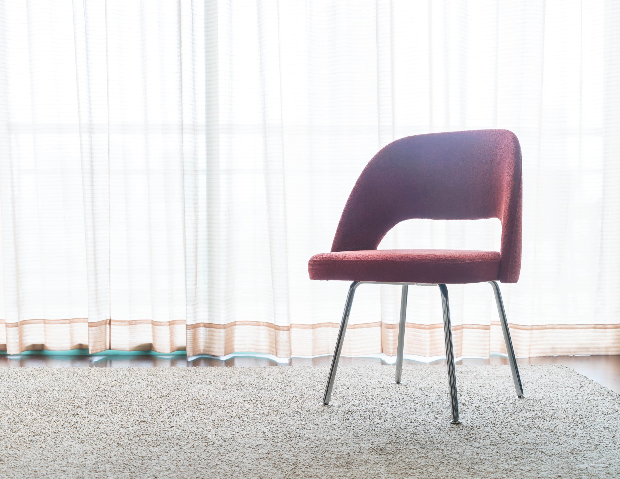 beautiful-luxury-sofa-decoration-livingroom-interior-background-min