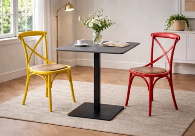 Table à Manger Carrée ELEA Les Tables Votre Magasin de Meuble et Électroménager à La Réunion !