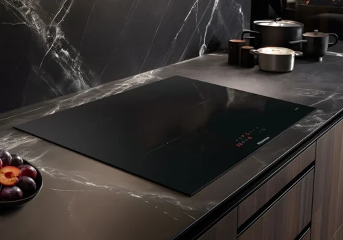 Table de Cuisson à Induction 3 Foyers HISENSE HI6311BSCE Cuisson Votre Magasin de Meuble et Électroménager à La Réunion !