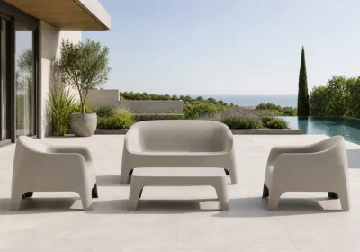 Salon de Jardin DELIA Beige (Canapé 2 Places avec 2 Fauteuils et Table Basse)