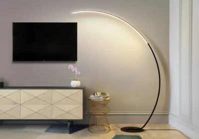 Lampadaire ARCUS 24W CCT – Design LED Contemporain Noir Inspirations Déco Votre Magasin de Meuble et Électroménager à La Réunion !