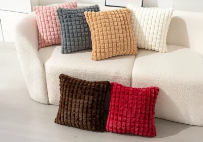 Coussin Décoratif WINTER Velours Côtelé Blanc – 60 x 60 cm