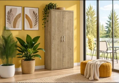 Armoire 2 Portes collection Catherine, mis en scène dans une chambre