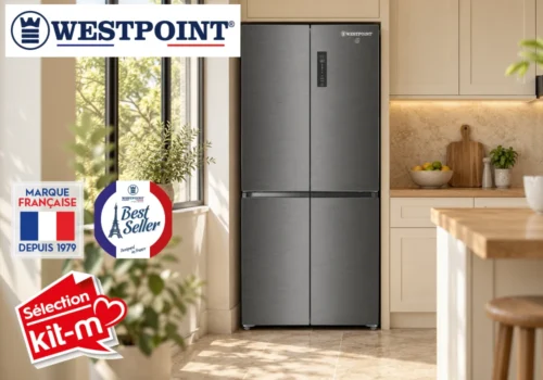 Réfrigérateur 4 portes Westpoint W4FT-49E26.EDX gris inox installé dans une cuisine beige lumineuse